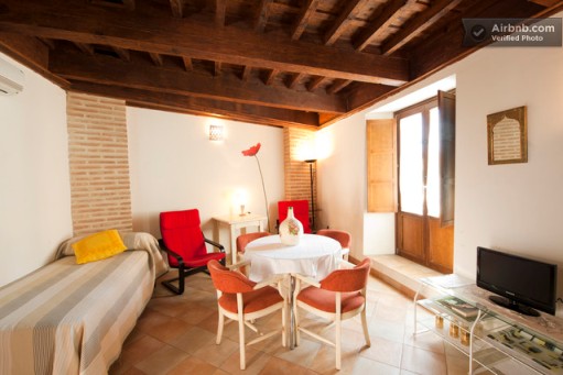 living room in the abadia apartments